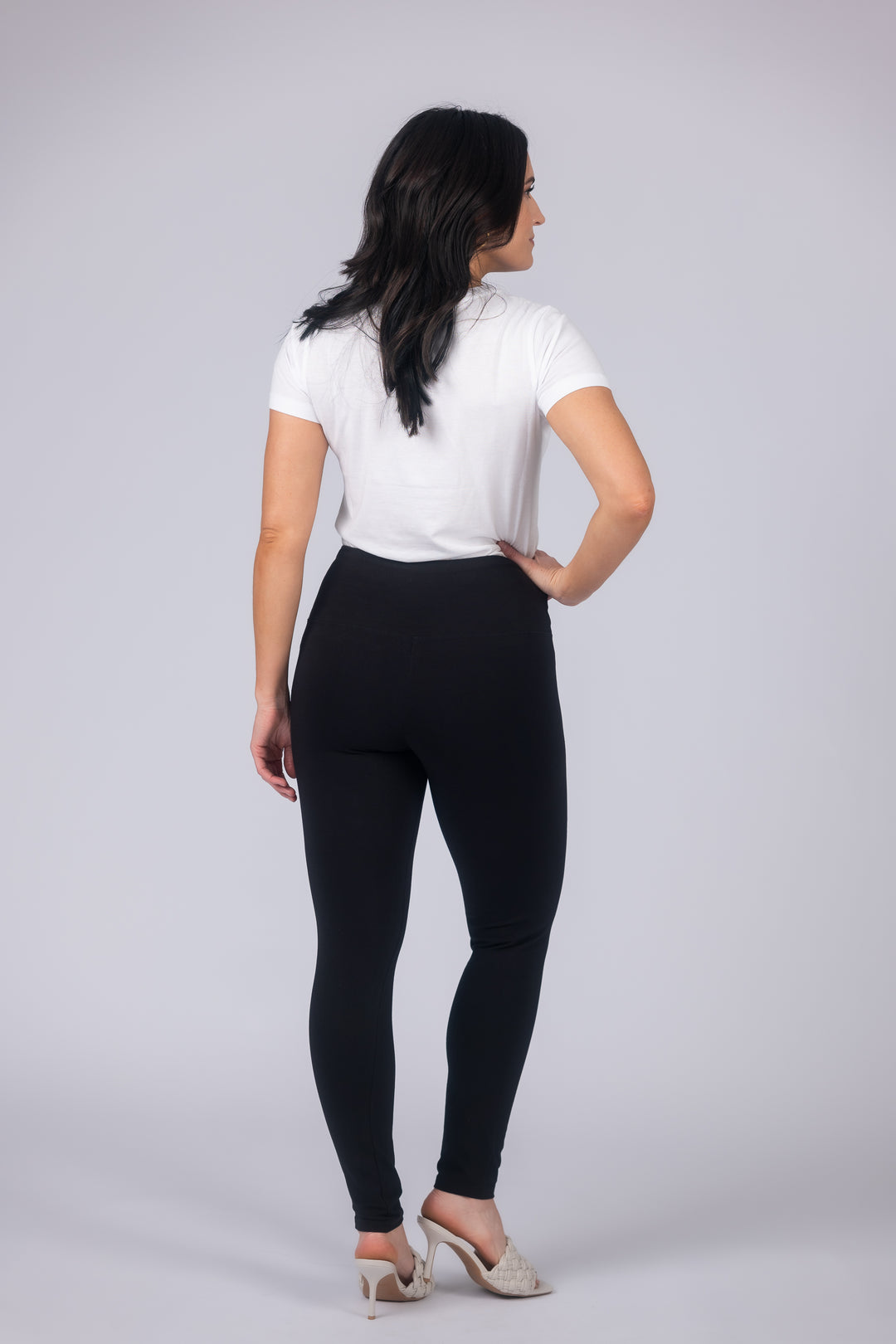 Assets by Spanx Women's Black Ponte Full Length Shaping Leggings Small